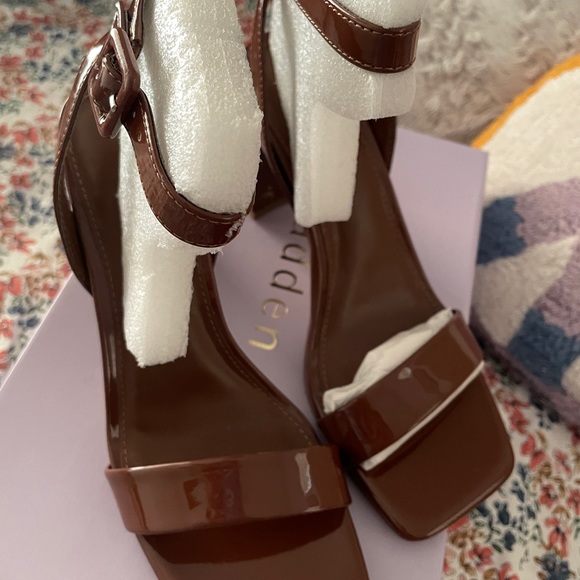 MADDEN GIRL WOMENS WINNI SANDAL - Picture 3 of 4